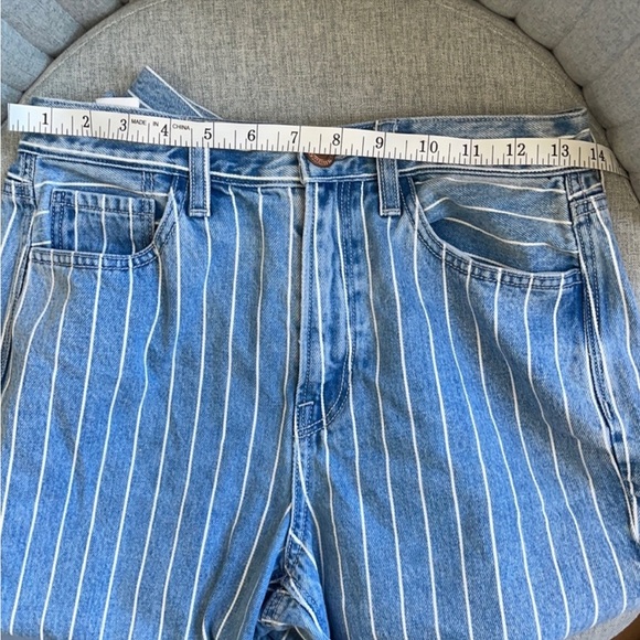 American Eagle Striped Mom Jeans - Picture 3 of 7
